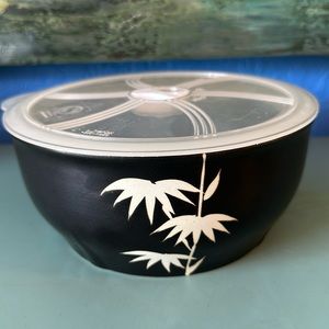# Asian inspired Black and White Ceramic Food Keeper